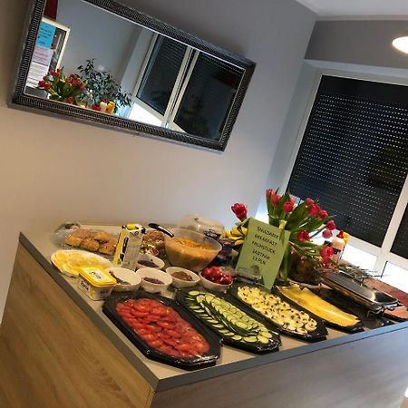 Hostel Krokodyl Warsaw Ngoại thất bức ảnh