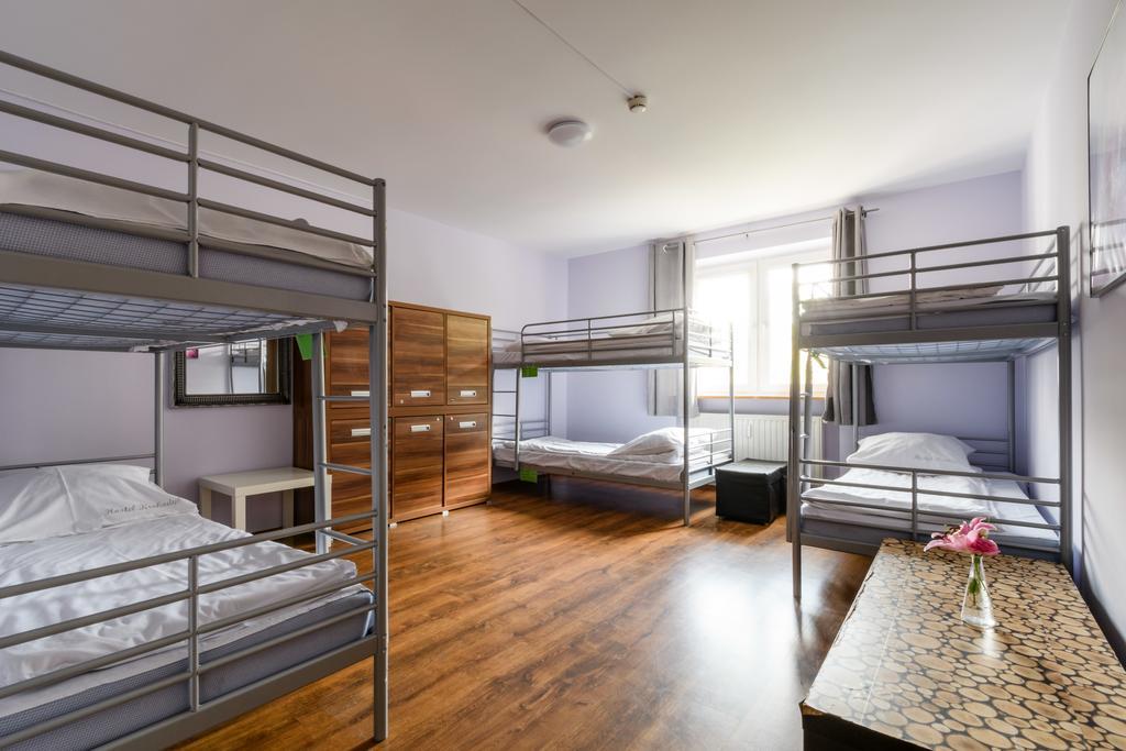 Hostel Krokodyl Warsaw Ngoại thất bức ảnh