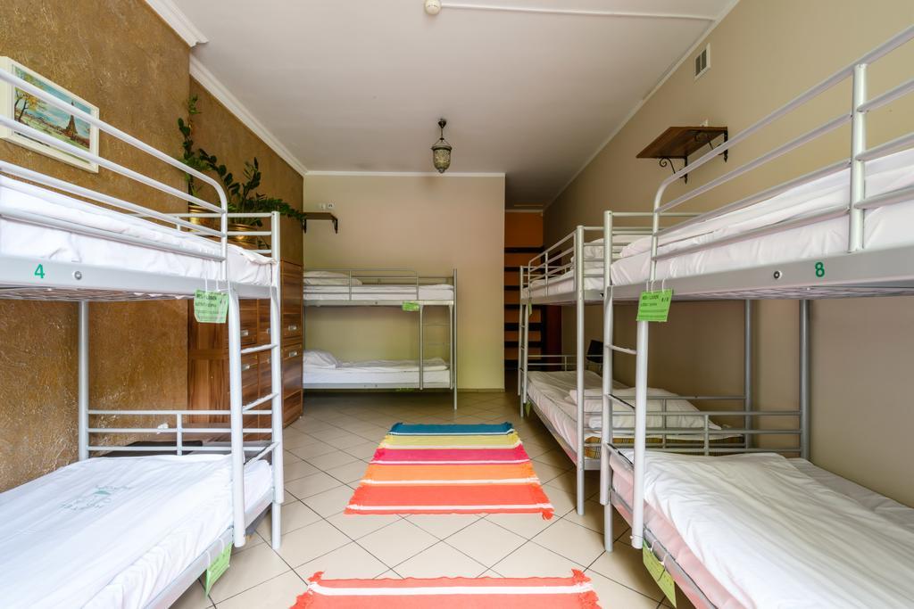 Hostel Krokodyl Warsaw Ngoại thất bức ảnh