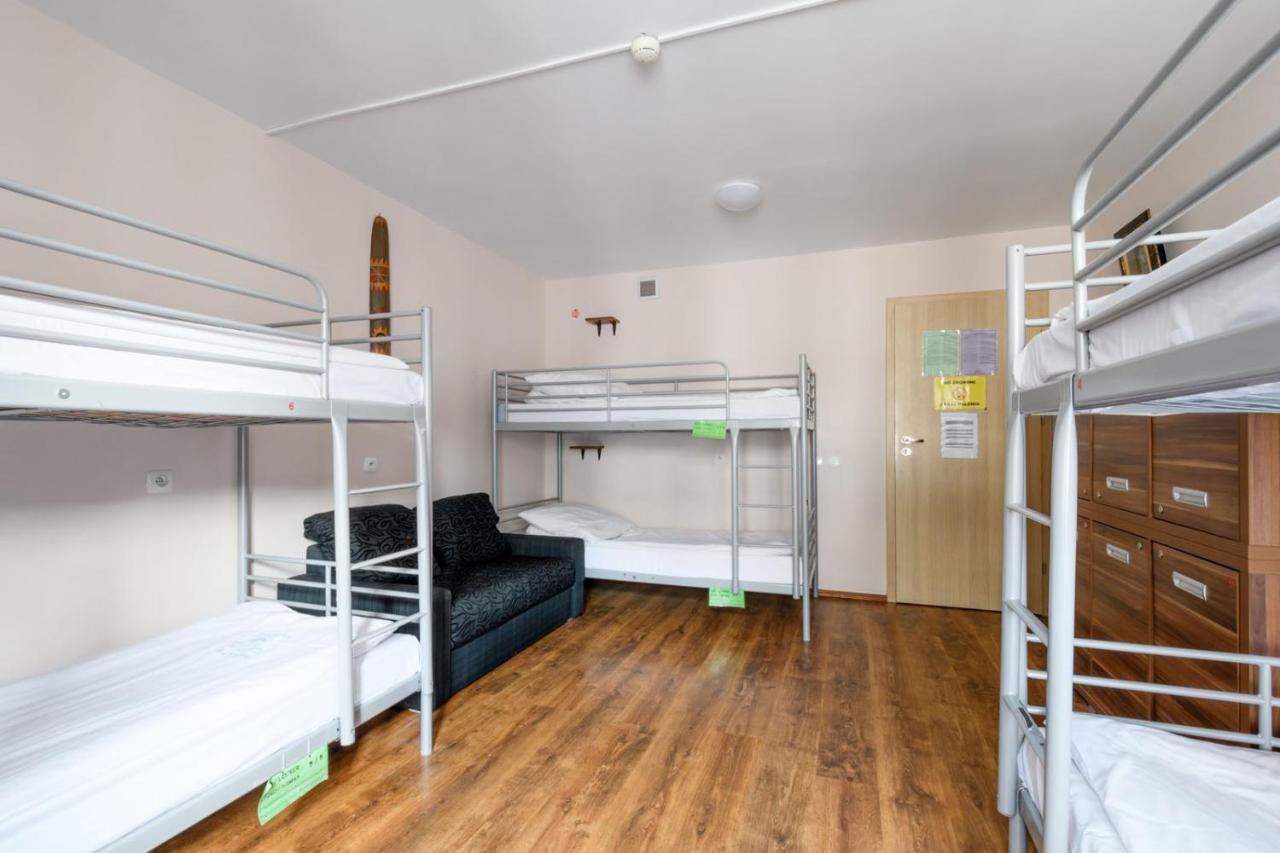 Hostel Krokodyl Warsaw Ngoại thất bức ảnh